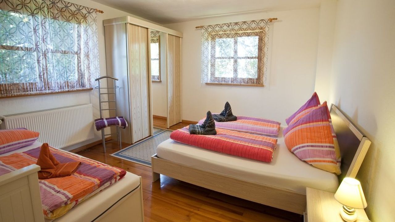 Schlafzimmer im Obergeschoss Schlafzimmer im Obergeschoss